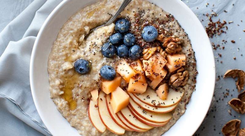 8 Ways To Make A Bowl Of Plain Oatmeal Taste So Much Better