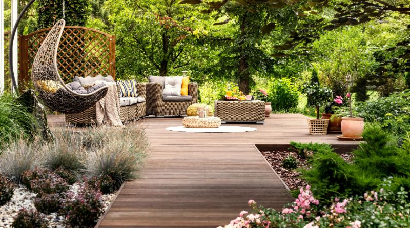 9 Small Patio Design And Landscaping Ideas From Designers